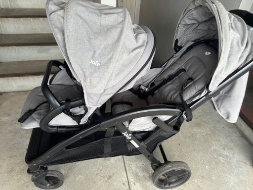 Joie ジョイー　2人乗りベビーカー