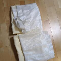 ニトリNプレッツアイボリー幅150×丈135cm4枚セットの画像
