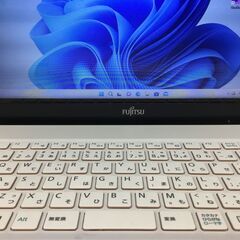 🍀【美品】富士通💻ノートパソコン「超高速SSD」 Win11 最新office2021付属 管理No4『基本送料無料』の画像