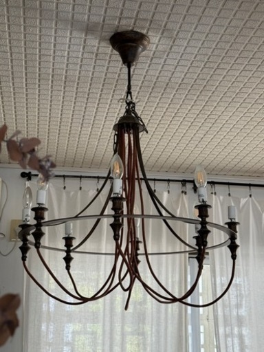 アンティークスタイル　シャンデリア