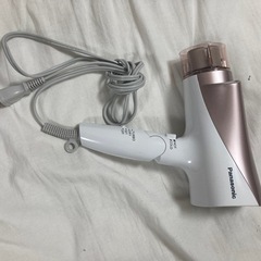 ヘアドライヤーの画像