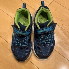 ニューバランス　瞬足　スニーカー他2点の画像