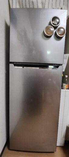 受け渡し予定が決まった　ハイセンス 冷蔵庫 幅55cm 227L シルバー