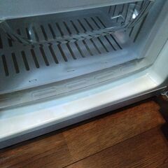 ハイアール冷凍庫 JF-NUF132G お引き取り限定！１８日までにお引き取りできる方優先！の画像