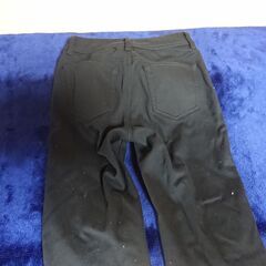 ⑥　パンツ　レディース　CLOSSHI PREMIUM　サイズ　ウエスト６１　ヒップ８９　冬用　裏地あったか素材　ストレッチ生地の画像