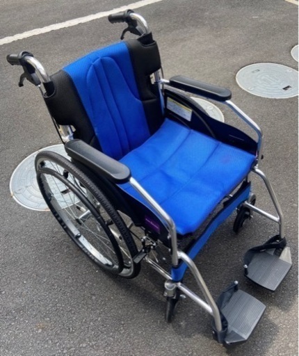 カドクラ 自走用車椅子 折りたたみ式 A101-AB