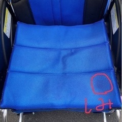 カドクラ 自走用車椅子 折りたたみ式 A101-ABの画像