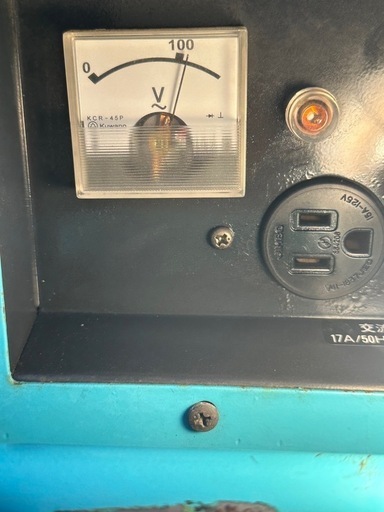 1. YANMAR 2.0KVA ガソリン発電機　防音型 YSG2000SS−6