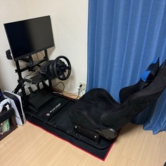 レーシングコックピット　モニター付