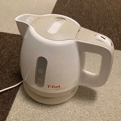 電気ケトル　T-falの画像