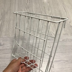 無料　ワイヤーネットのカゴ
