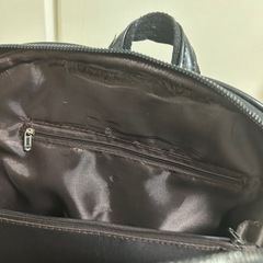 ブラック　リュックの画像