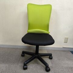 【お引き取り決定】 肘無 オフィスチェア  背面メッシュ（グリーン）