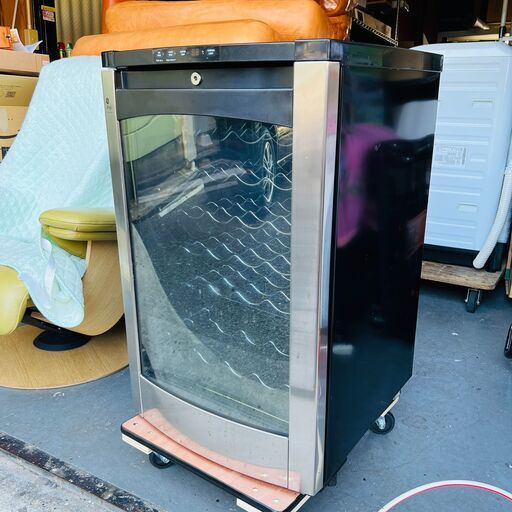 【海老名市】中古 GE ワインセラー PWJ5FAP 2004年 125L 29本収納 鍵無 動作確認済