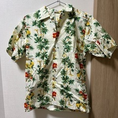 アロハシャツ
