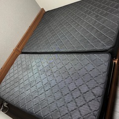 マットレス（ダブル取引中）の画像