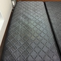 マットレス（ダブル取引中）の画像