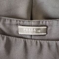 PRADA スカートの画像