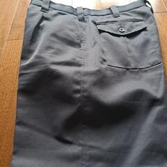 　加工糸スラックス
　中古品　ポリエッテステル100％