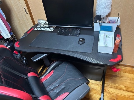 ゲーミングデスク＆イスのセット