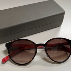 美品　マリメッコ　サングラス　ウニッコ