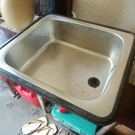 シンクはめ込みタイプ、コンパクトで希少です！