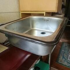 シンクはめ込みタイプ、コンパクトで希少です！の画像