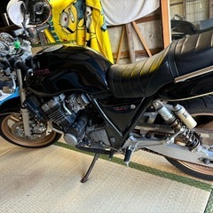 実働車