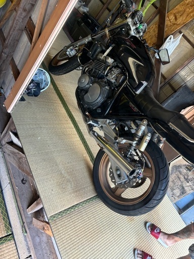 実働車