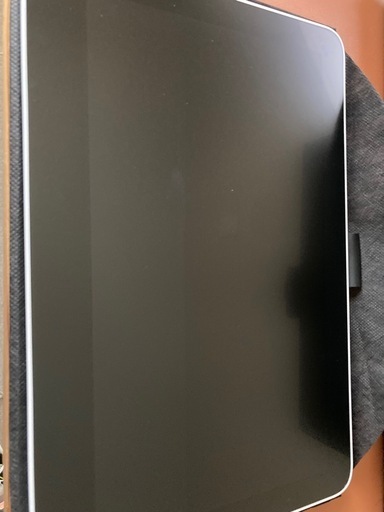 最新モデル　Wacom 13.3インチ　液晶ペンタブレット13 touch one ほぼ未使用　タッチ機能つき