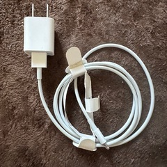 iPhone充電ケーブルとアダプタ　純正品