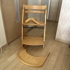 子供用食卓チェア(汚れ、傷多数あり)