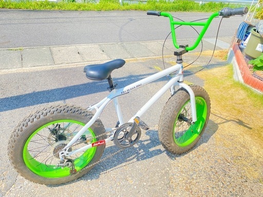 ＊要タイヤ交換　 ファット　バグズ　バイクBMXハンドル仕様