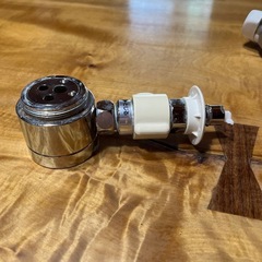 トラビーノ浄水器と食洗機用分岐金具
の画像