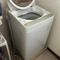 TOSHIBA 洗濯機　7キロ　風呂の水使えるホース付き