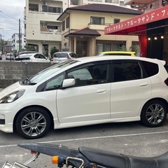 フィット　RS