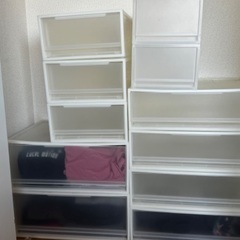 【受け渡し予約済み】無印良品　
衣装ケース　大小１１個セットの画像
