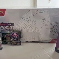 海外限定 ポケモンカード 151 ウルトラプレミアムコレクション