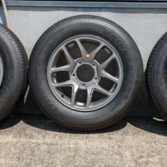 ジムニー jb64 純正ホイルタイヤ スペアタイヤの画像