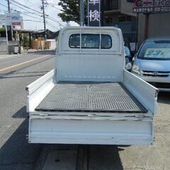 平成１５年式　三菱　ミニキャブトラック　Ｖタイプ　三方開　５速ＭＴ　エアコン　パワステ付　走行２７４９６キロ！の画像