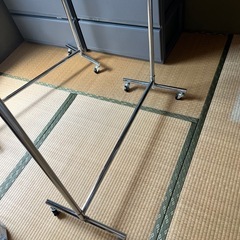 新品未使用ハンガーラックの画像