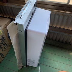 決まりました。小泉窓型エアコン2022年製の画像