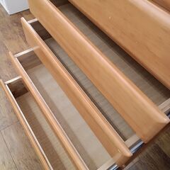 ★ジモティ割あり★  チェスト ベージュ H148×D46×W90.5 クリーニング済み MT1854の画像