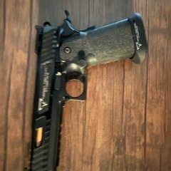 EMG TTI 2011 v2 CO2マガジンつき