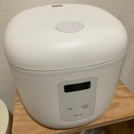 【お譲り先決定】炊飯器　シンプラス　4号炊き