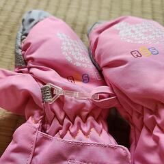 美品　子供用スキー用グローブの画像