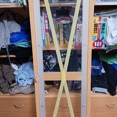 【ほぼ無料】大容量キャビネット｢ガラス扉付き本棚+引出し｣の画像