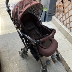アップリカベビーカーの画像