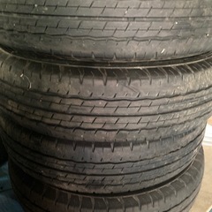 中古タイヤ４本の画像