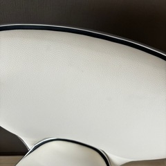 【ニトリ】カウンターチェア回転式/ホワイト/ブラックの画像